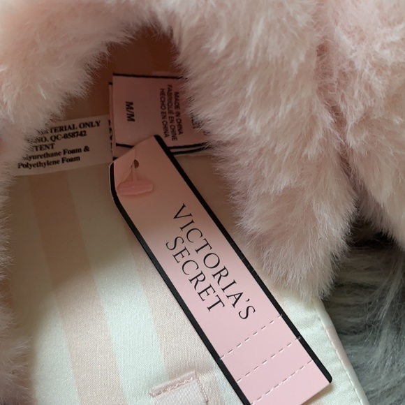 Victoria Secret slippers - Picture 3 of 4